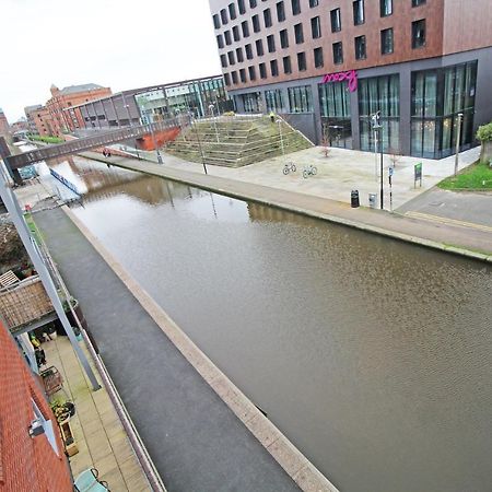 Canal Side Apartment In Chester Kültér fotó