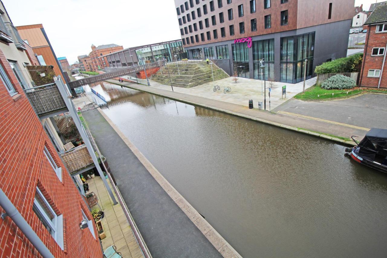 Canal Side Apartment In Chester Kültér fotó