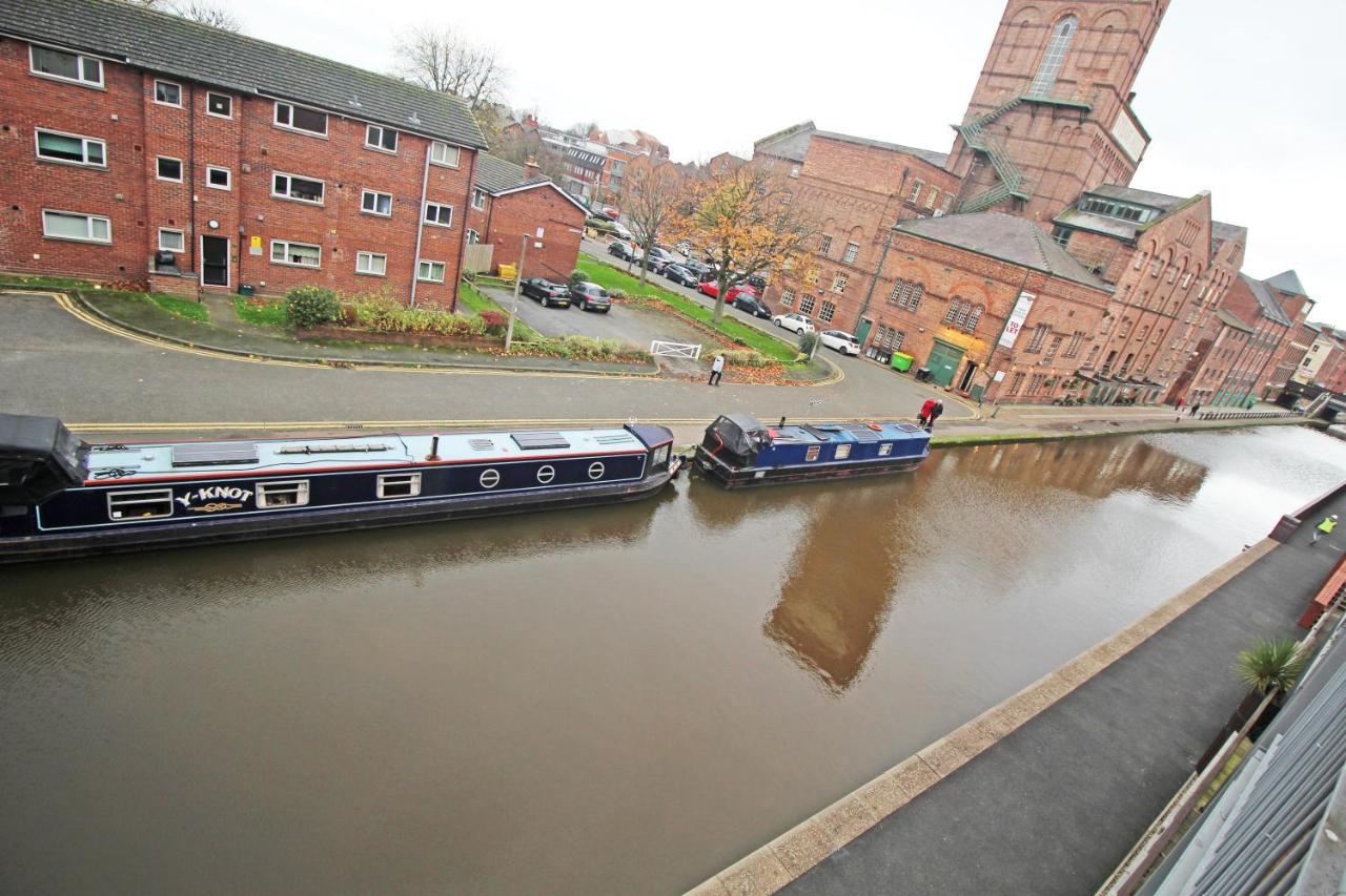 Canal Side Apartment In Chester Kültér fotó
